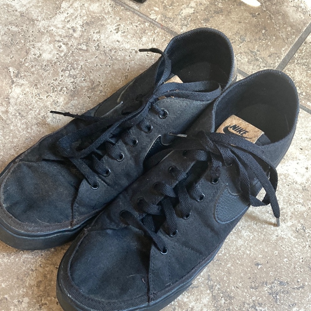 Nike Men's Black Casual Shoes Size 10.5 DJ-1972-001 Black Canvas No Box
